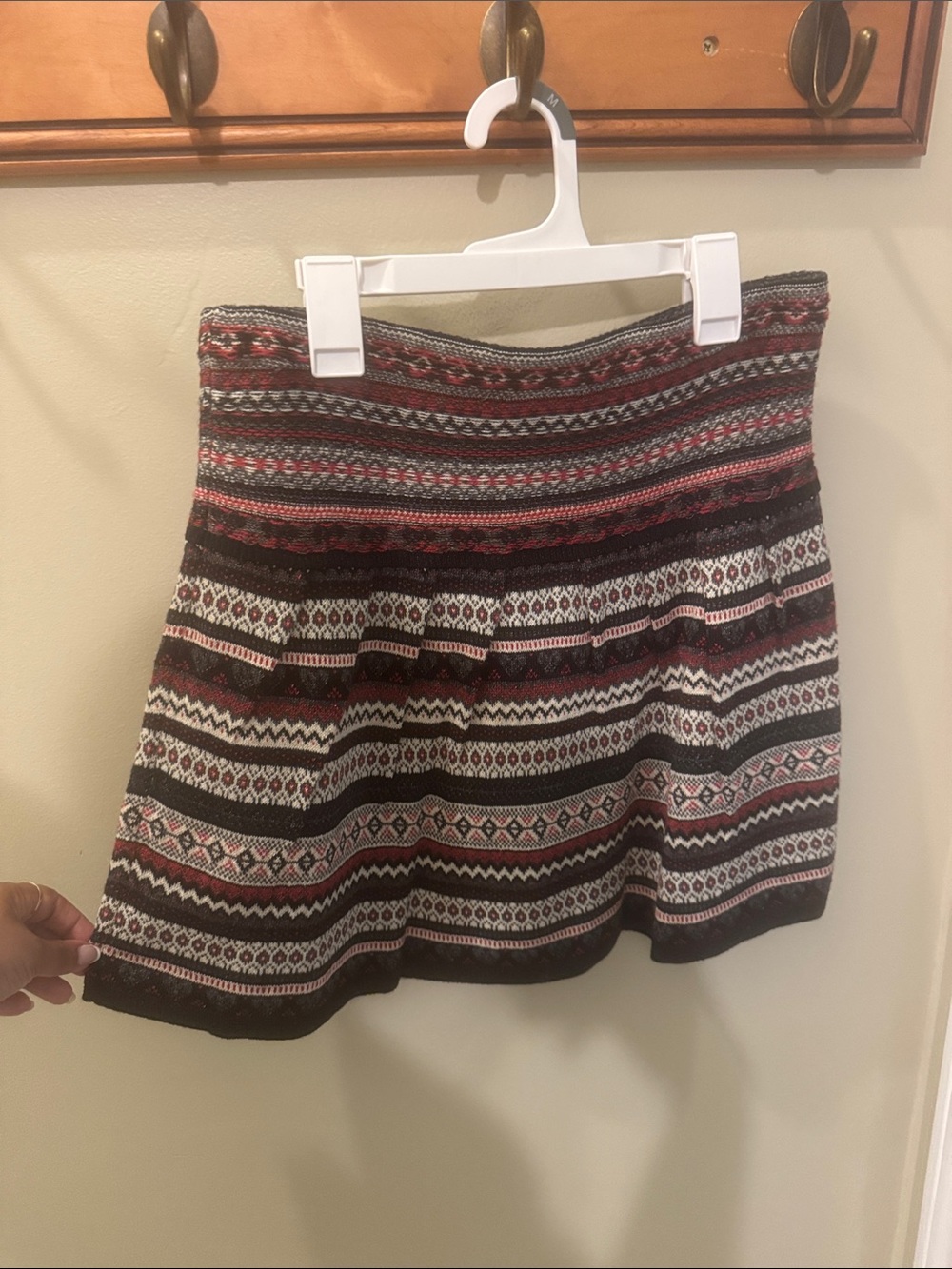 princess vera wang Red & Black Striped Knit pleated Circle Skirt